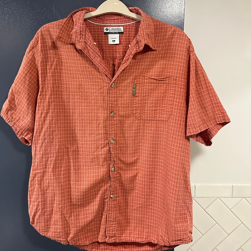Columbia orange patterned short sleeve button down